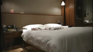 美女总裁的护花保镖久久这里只有精品首页【小母狗】白袜学妹口交爆操