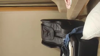 ?? 开朗小妹妹凌乱发型下一颗淫荡的心拿出几把开心的吃还不断淫语挑逗男友爱爱过后有点小含羞