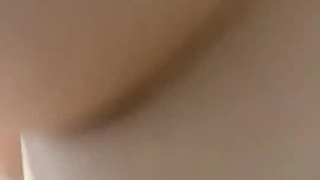 粉色乳头美少女的快捷方式义娘和恶作剧温泉旅行
